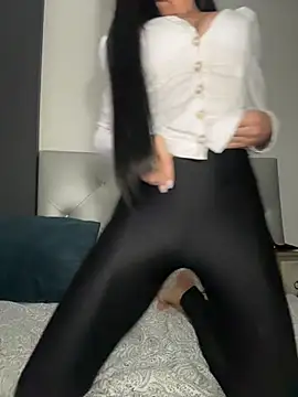 Онлайн чат XXX HotNicoleX