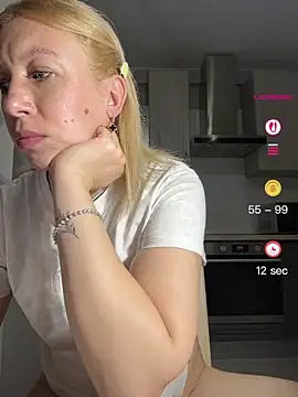 XXX chat uživo modela Kittie_Valentine