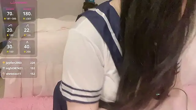 Chat XXX Live Rain_mm