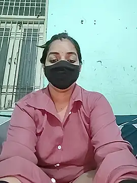 the_saavi Adlı Modelin Canlı XXX Sohbeti