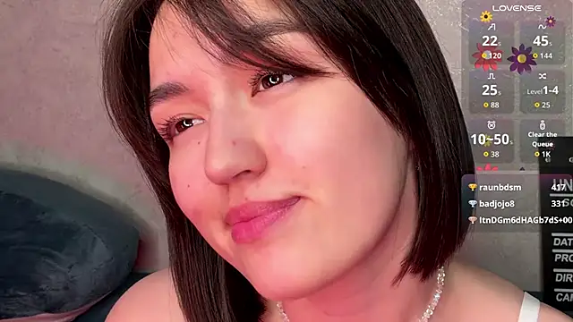 lilysolar 在線直播表演