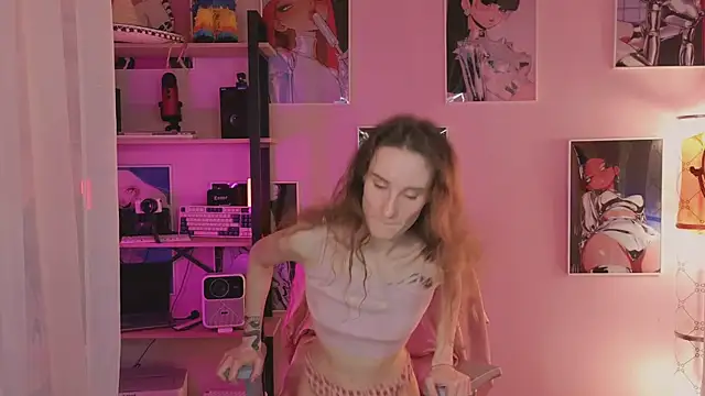 AriaLiko Adlı Modelin Canlı XXX Sohbeti