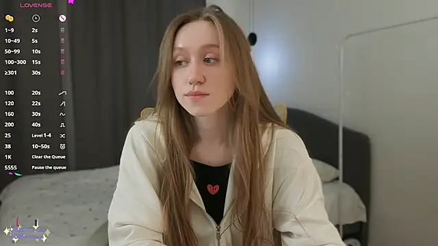 mowalova Live XXX-Chat