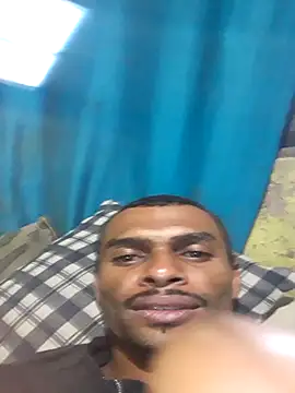 m-a-g-n-a-t-a's Webcam Show