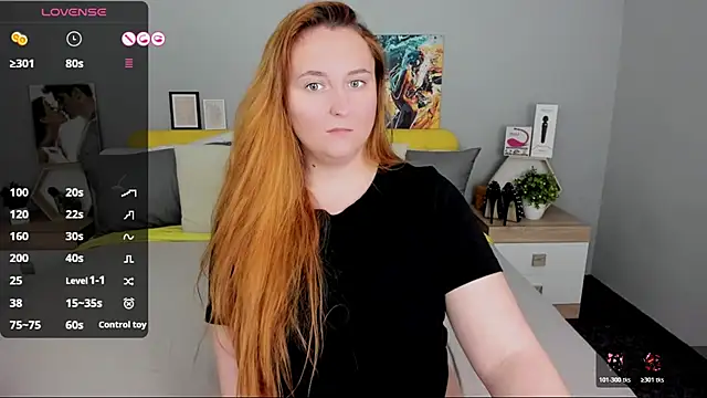 BabeLessi's Live XXX Chat