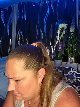 SexyNikki6969's Live XXX Chat