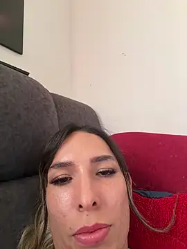 Niky_777 Adlı Modelin Canlı XXX Sohbeti
