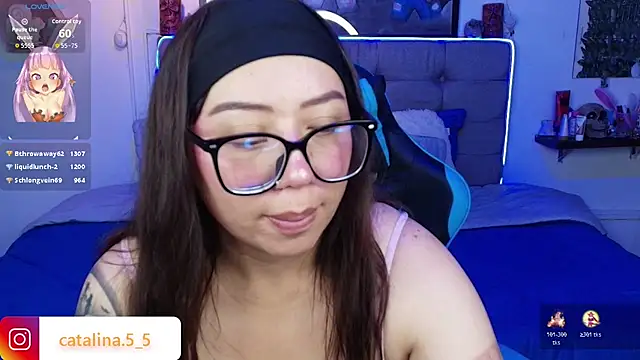 Kata_BigboobsのライブXXXチャット