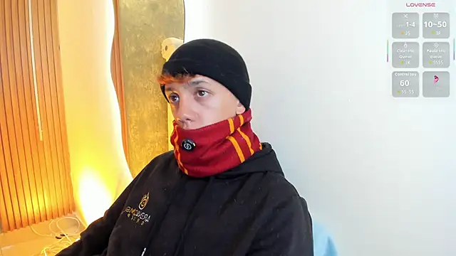 Tomy_Rox Chat XXX in diretta