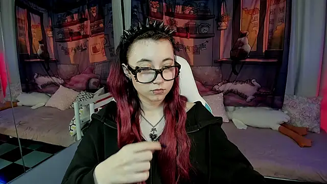 Chat +18 de ClaraParks ao vivo