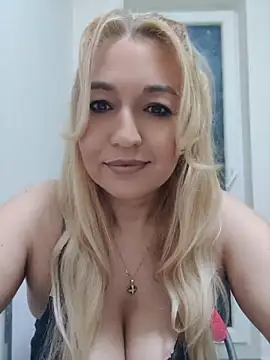LexaVelure Show in webcam