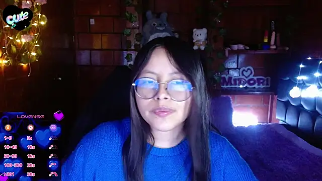 Chat +18 de MidoriQuiinn ao vivo
