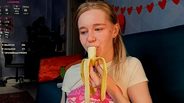 Austeja_Ona élő XXX-chatje
