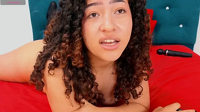 XXX chat uživo modela meganrousx