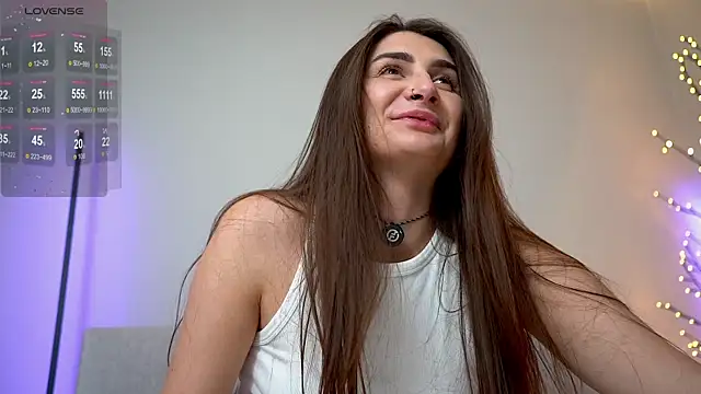 DeILia_Persis élő XXX-chatje