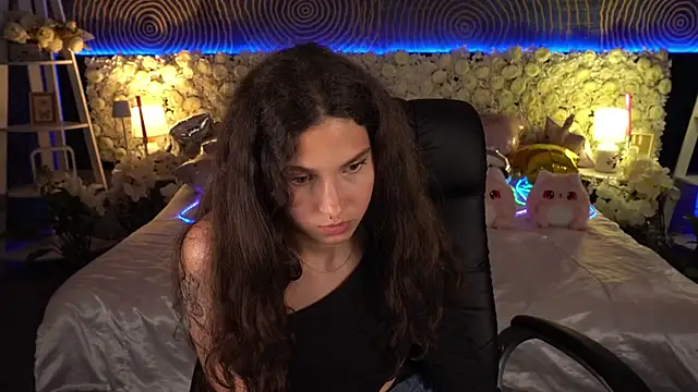 Chat XXX en directo de BabyFlowerr