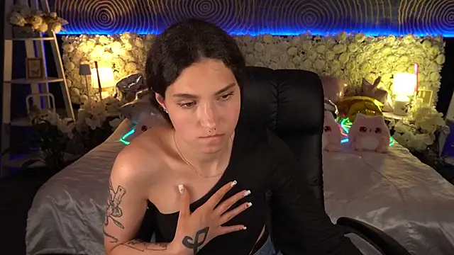 BabyFlowerr's Live XXX Chat