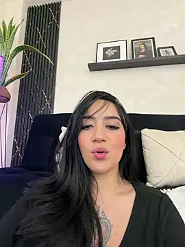 EmmyEvans1 Chat XXX in diretta