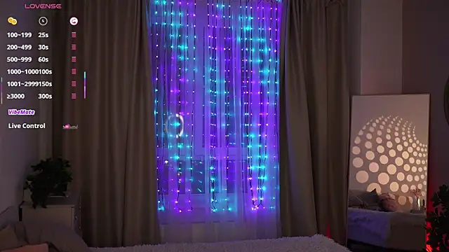 OssieCrews' Live XXX Chat