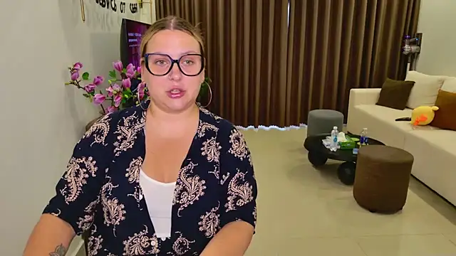 Онлайн чат XXX Sandra_Eva