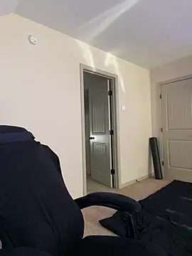 MastaWolfy's Live XXX Chat