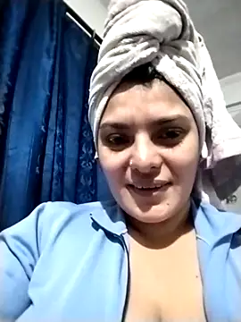 YouladyVidal Chat XXX in diretta