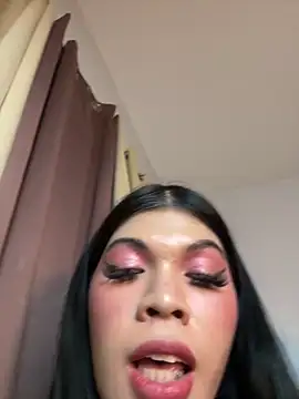 DanikaLovve's Webcam Show