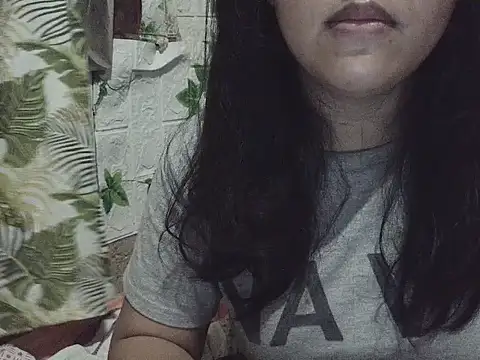 fluffy_raa Pertunjukan Webcam