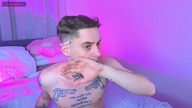 drillfi11 Live XXX Chat