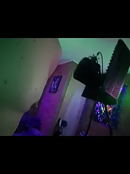 Pertunjukan Kamera Web chronic_vibez