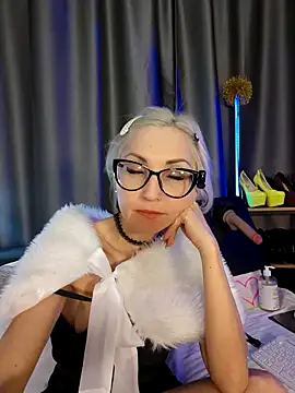 Milforja Live XXX Chat