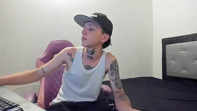 StraightBoy_Nick webcam show