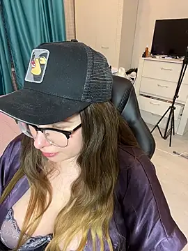 DienkaGreen's Live XXX Chat