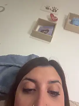 Novababy18 webkamerás műsora