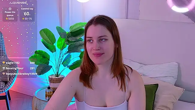 Chat +18 de EllieGarson ao vivo