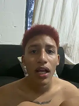 Kamy_Boys23 Live XXX-chat