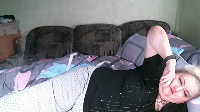 Lana555 即時 XXX 聊天