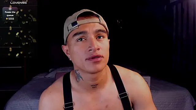 LiamDeep Adlı Modelin Canlı XXX Sohbeti