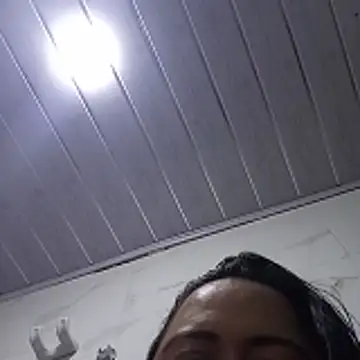 violetapeeveet Adlı Modelin Canlı XXX Sohbeti