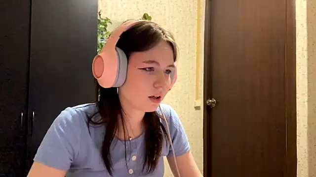 CrappyCatcher's Live XXX Chat