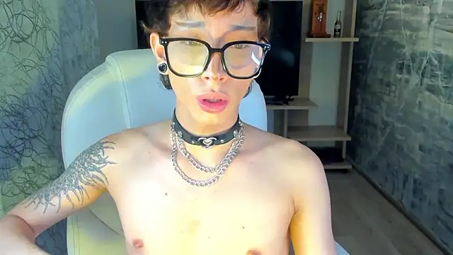 AndyWiilliams Adlı Modelin Canlı XXX Sohbeti
