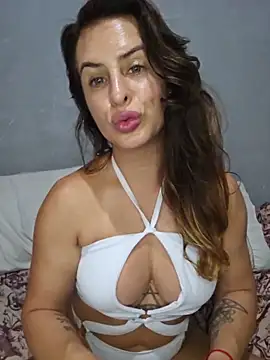 Chatroom XXX en direct de Nina_Sport