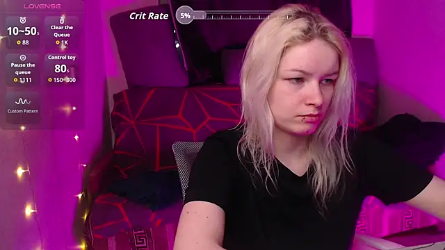 Chat XXX en directo de CherryNight6