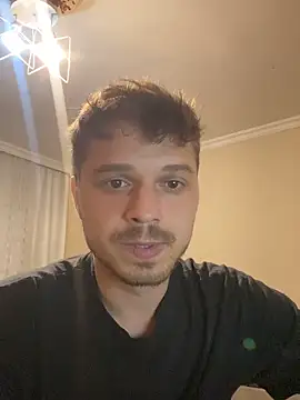 oguuxum Show in webcam