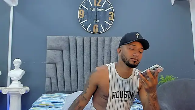 Show de Robin_Rief na webcam