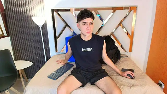Alantaylorr_ live XXX chat