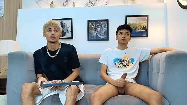 YOUNG_BOYS_HELL's Live XXX Chat