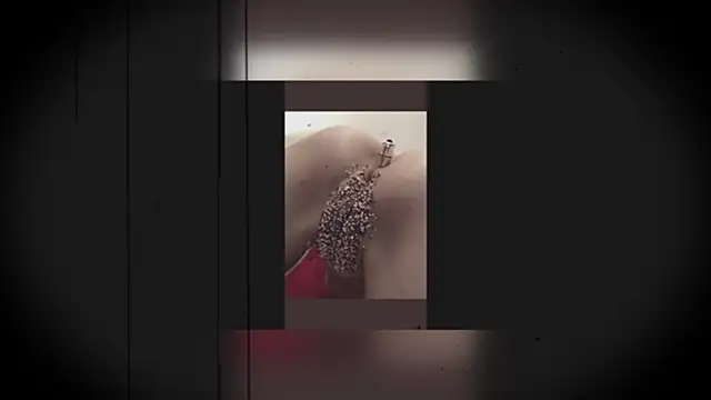 Larisa_low's Live XXX Chat