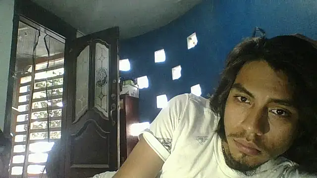 عرض كام AlexAlejandro13