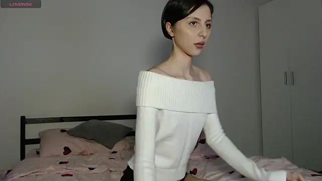 ShellyDiamon's Webcam Show